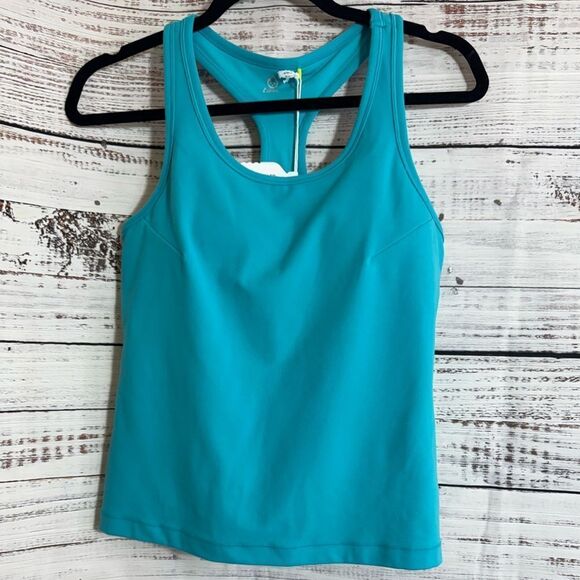 Tasc Tank Top Womens Size Medium Sculptive  Racer Back built in Bra Capri New - Picture 2 of 14